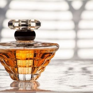 Prendre le temps d’essayer les parfums mixtes